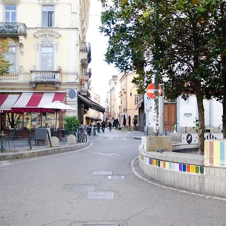Amore, Tutto Tempo Perso Appartamento Torino