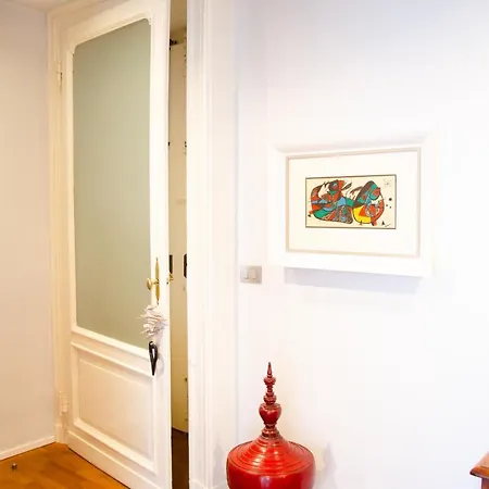 Apartment Amore, Tutto Tempo Perso *